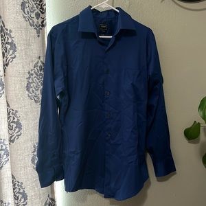 Men’s Button-up dress shirt